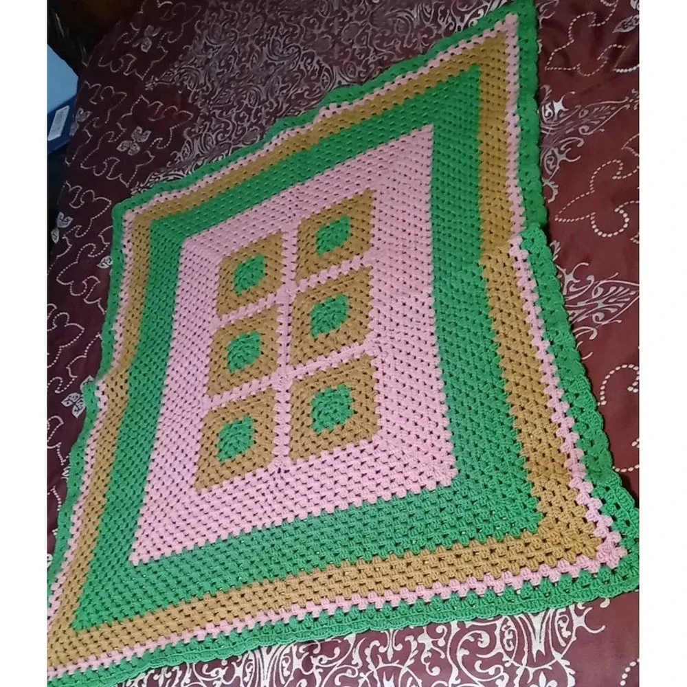 Vtg Handmade Granny Square Blanket Crochet Knit‎ Afghan Throw Blanket 45 X 37